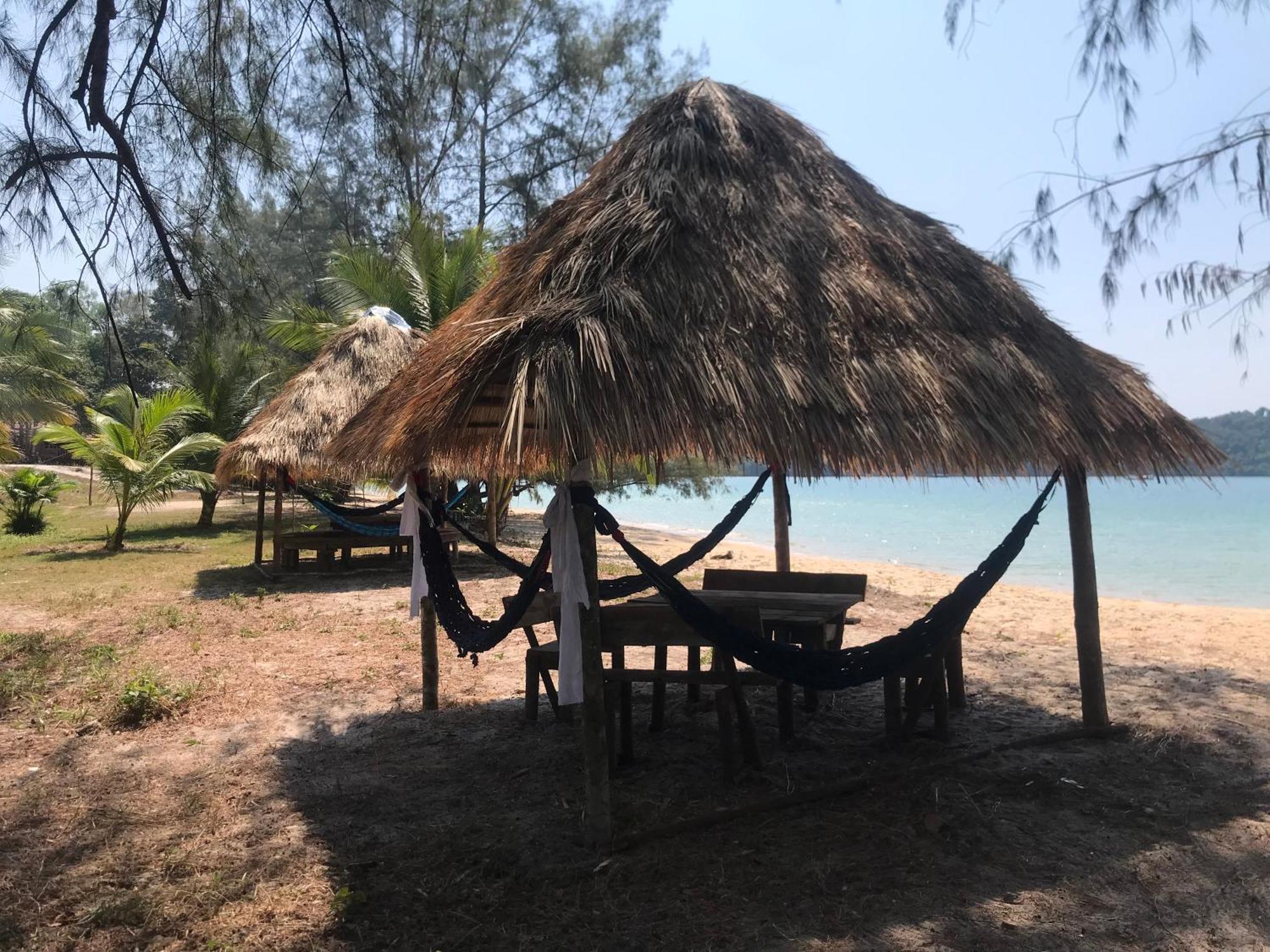 Naks Shack Hostel Koh Ta Kiev Exterior photo